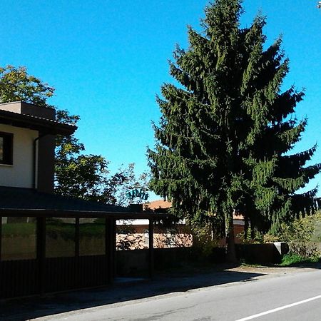Agrihotel Papaya San Pietro Apostolo エクステリア 写真